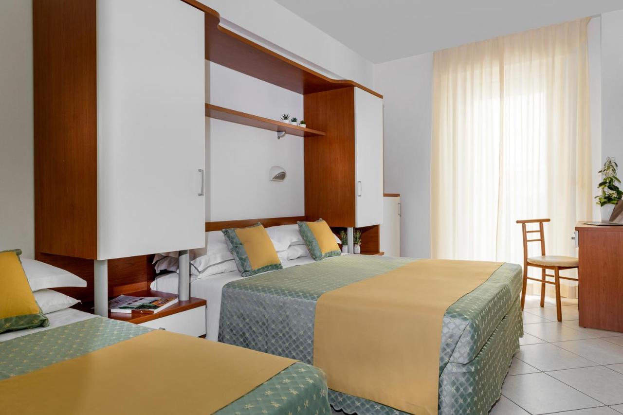 Hotel Principe Cattolica Esterno foto