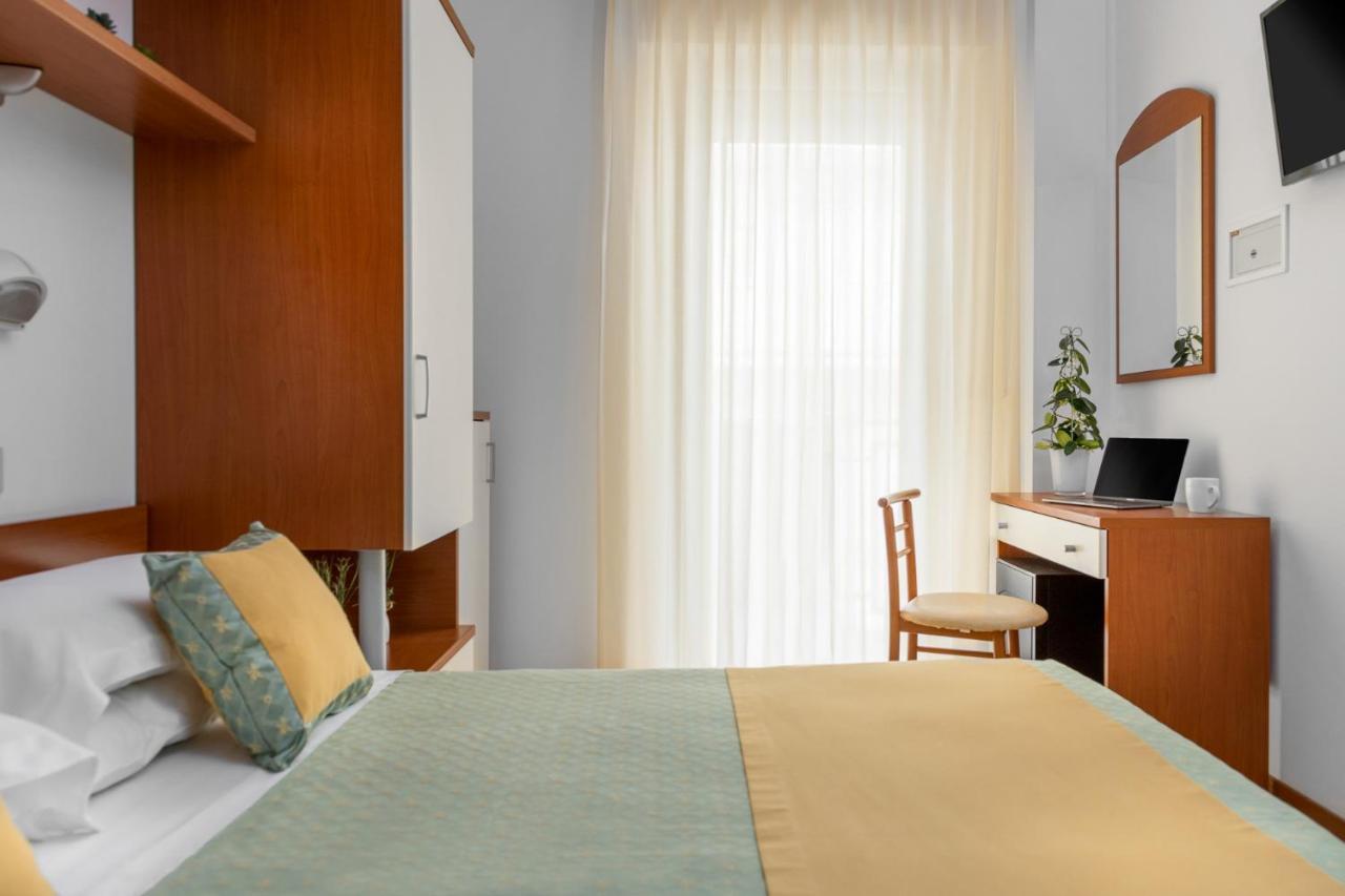 Hotel Principe Cattolica Esterno foto